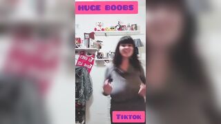 Huge Boobs tiktok (WATCH FULL VIDEO)