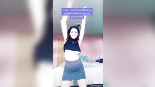 TikTok Hot Teen No Bra Braless Underboob Bouncing Tits