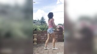 TikTok Teen Braless Dancing Shuffle Bouncing Tits Jiggle #10