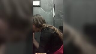 Tinder Girl doing Blowjob in Caffe’s Toilet