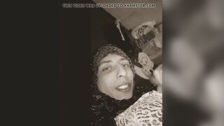 Arab Cumslut in a Hijab Sucks