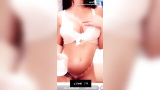 PERFECT BODY BABE TEASES PUSSY ON SNAPCHAT