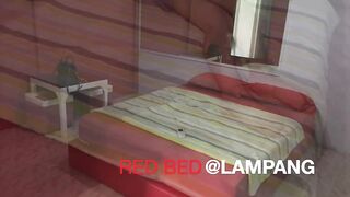 สาวน้อยอยู่บน บนเตียงแดง ณ ลำปาง Woman on Top in Bed Red at Lampang North of Thailand