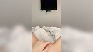 I Masturbate on the Bed while the Tinder Guy Takes a Shower