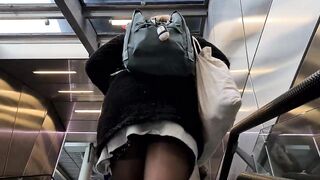 Voyeur pantyhose upskirt