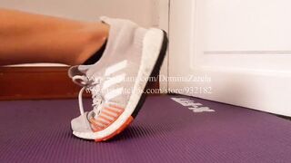 Domina Zarela - Adidas Sneakers Fetish - Stretching and Warming up before Starting my Workout