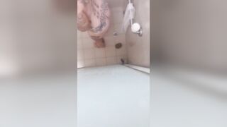 Peek Show Showering Sexy MILF