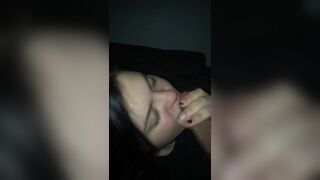 Girlfriend gives friend head