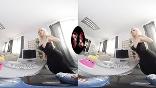 VRLatina - Curvy Blonde Latina Goddess Blonde Fesser Fucking