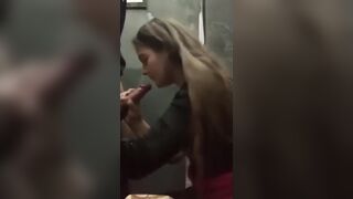 Hot Babe ​m​et​ at ​Me​tFuc​k Co​m Give Blowjob in Public Toilet