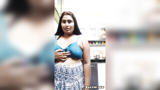 Swathi Expensive Blow Job කටේ කැරි අරින අම්මන්ඩී