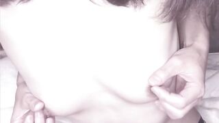 【ちくびいじり】キャミソールの紐でおっぱい遊び Japanese Amateur Nipple Play Masturbation Orgasm