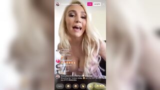 Kendra Sunderland Flashing her Tits on Instagram Live