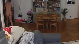 Delivery Man Surprised By Flashing And Blowjob