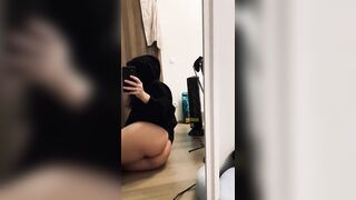 I love to get nude in the mirror! Watch my sweet pussy and curvy booty naked