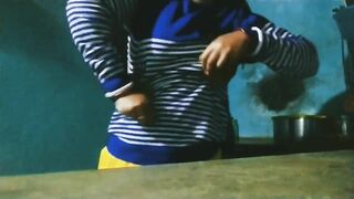 Dada boudi kitchen romantic sex