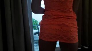 Squirting in front of the window – Hot orgasm up close