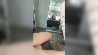 Aussie tattooed slut takes creampie from the side