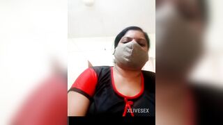 Divya aunty ki live video call