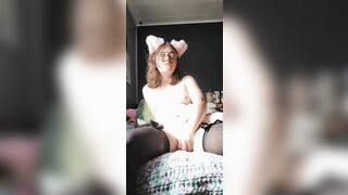 Kitten Can't Take Vibrator