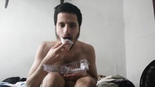 Nathan_nz ( Comendo dois brigadeiros //1 ( fetish em ganhar peso