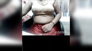 Desi Indian aunty ki mast figure