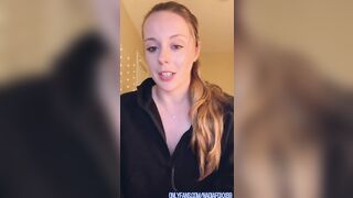 Cute Camgirl Professionally Rates Your Cock! POV