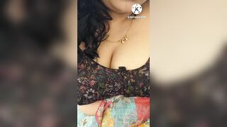 Desi Indian geetahousewife big natural boobs