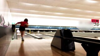 New Year mini-skirt bowling! T-backs are also being gawked at and gummy inside! /asian/hentai/milf