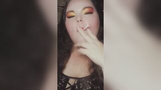 BBW Smoking ???? Let me hit this then suck your cock...