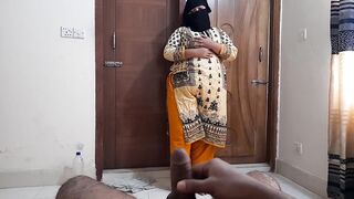 Husband se bareshan Horny Bhabhi neighbor se chudi - Hot Bhabhi cowgirl riding on Big Cock (Clear Hindi Audio)