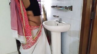 Indian college mam in saree getting ready to go to office, hot student sees madam's sexy body and fucks hard - Huge cum