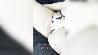 Lola Blaze Plays With Her Pretty Pussy