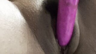 WATCH ME PENETRATE MY CUTE DOMINICAN PUSSY PRETENDING ITS YOUR DICK