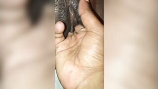 Sri Lankan Pussy fingering and fetish time like a doctor