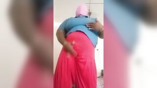 Tamil housewife in bedroom finger performance videos