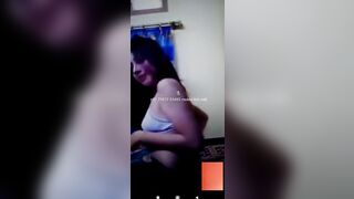 Girl caught showing boobs while vedio call