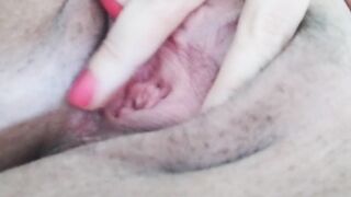 Masturbating up close