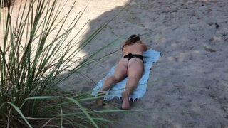 My Boyfriend is a Cuckold! I Sucked off a Stranger on the beach with a Facial Cumshot!