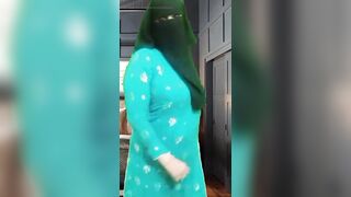 Orgasm Hijab Hot Sweetfinger Dripping Pussy Desi