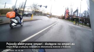 Amperi Range Przyłapany w mieście